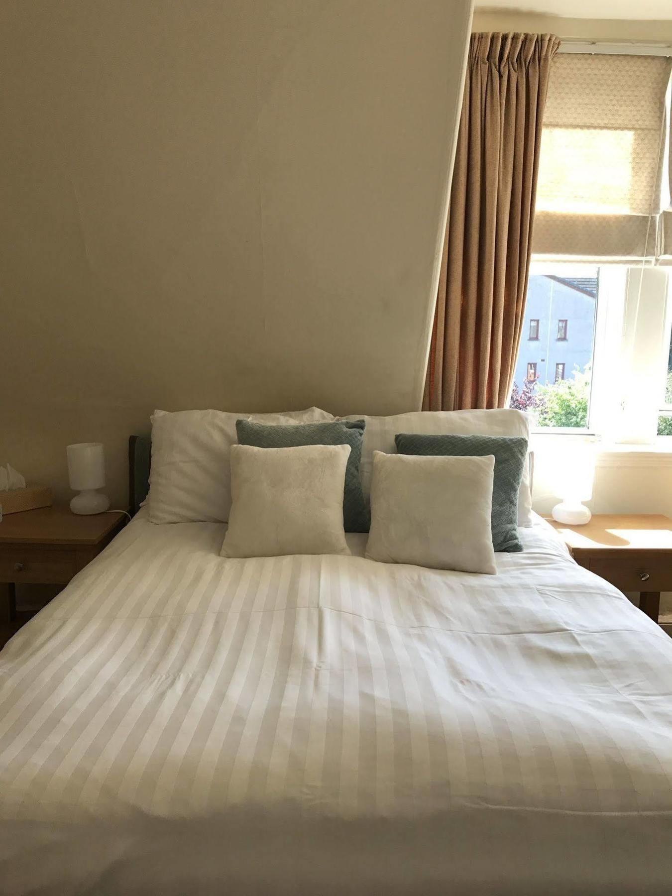 エディンバラ カナデール ゲスト ハウス Bed & Breakfast エクステリア 写真
