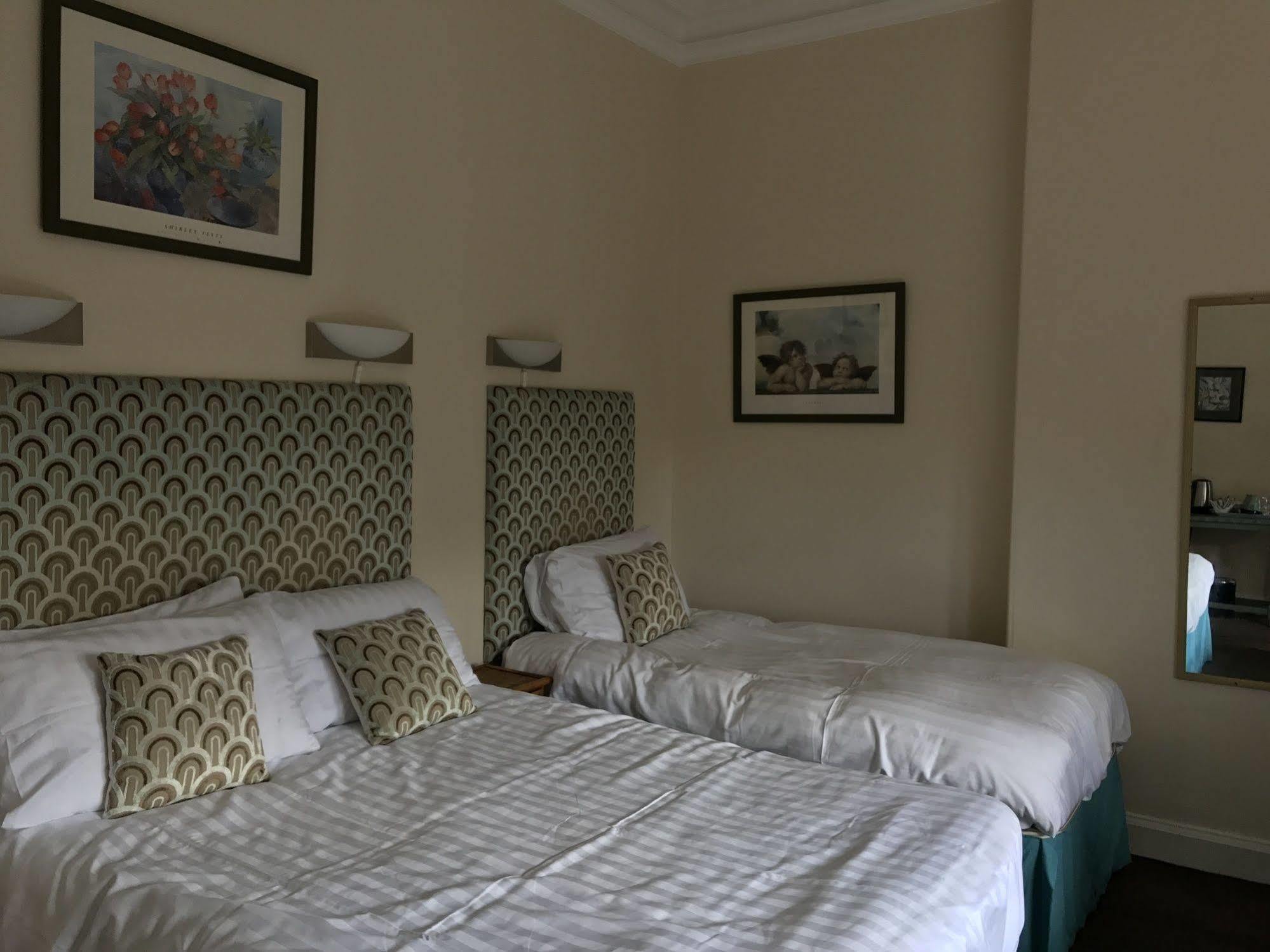エディンバラ カナデール ゲスト ハウス Bed & Breakfast エクステリア 写真