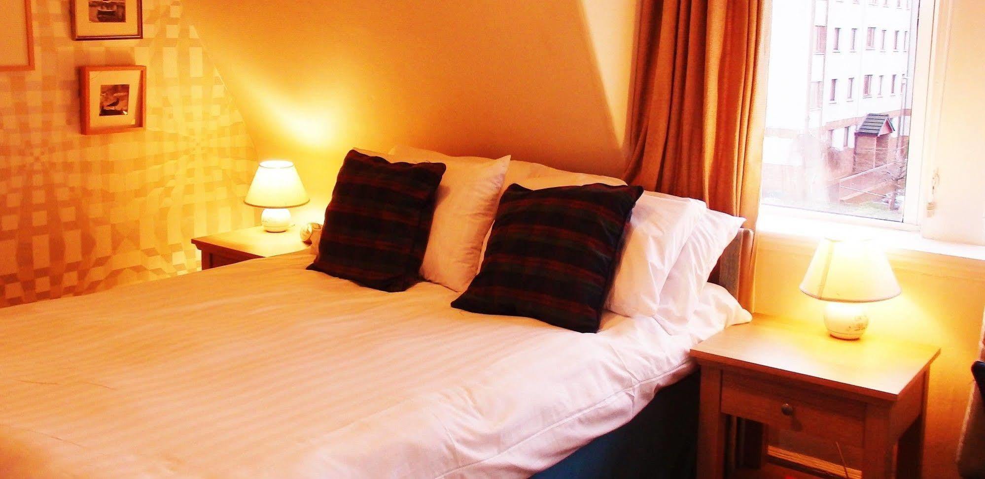 エディンバラ カナデール ゲスト ハウス Bed & Breakfast エクステリア 写真